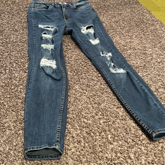 2/$15✨ ripped skinny jeans - Picture 3 of 4